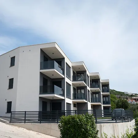 Four M No2 Apartmán *