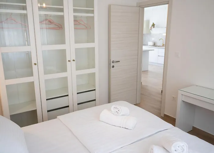 Apartment Four M No2