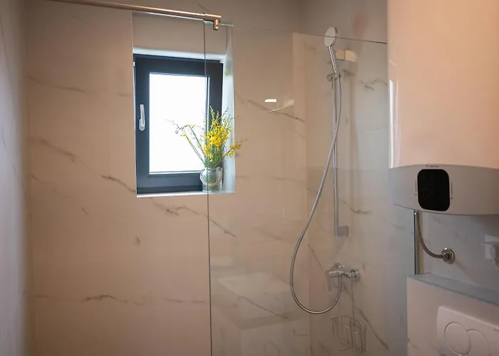 Apartament Four M No2 *