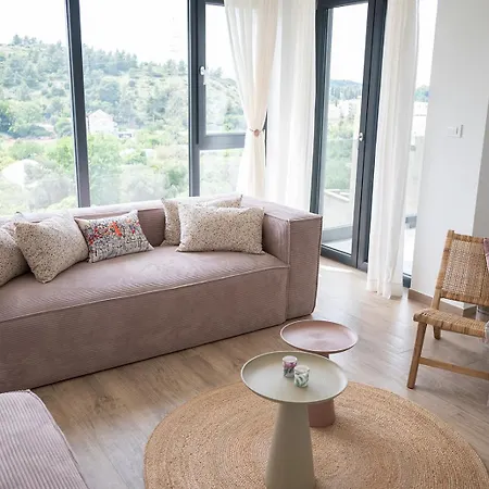Four M No2 Apartment