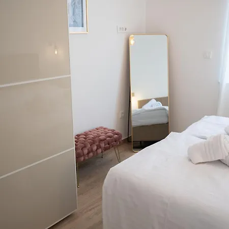 Apartment Four M No2 Cavtat