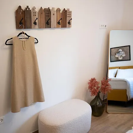 Four M No2 Apartment
