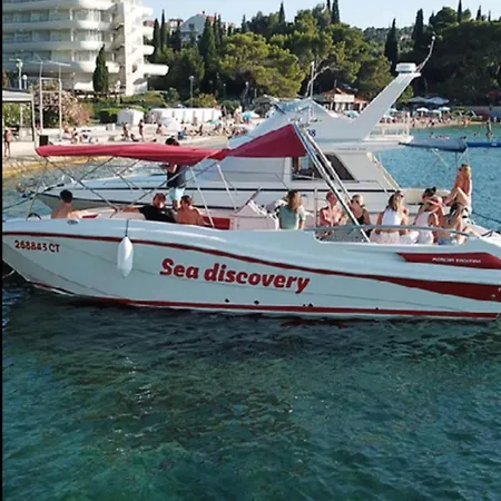 Four M No2 Cavtat