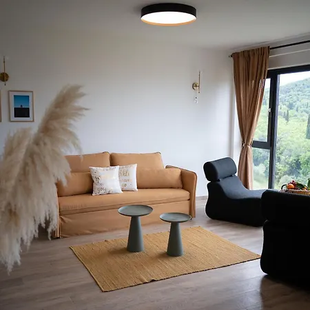 Four M No2 챠브타트