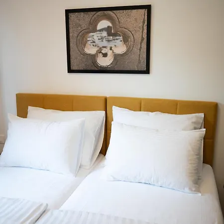 Four M No2 아파트 챠브타트